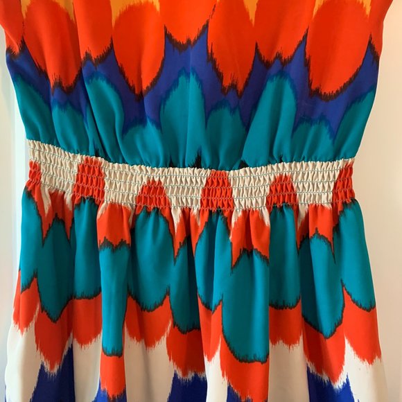 Short Sleeve Printed Dress - Picture 2 of 2